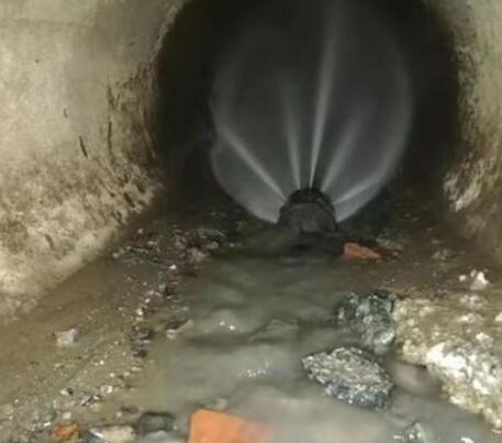 新建市政管道清淤