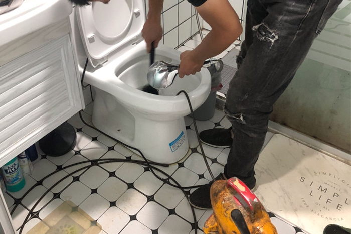 新建疏通下水道