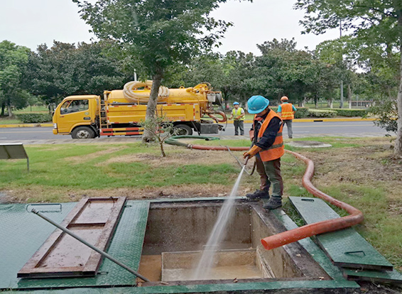 新建化油池清理